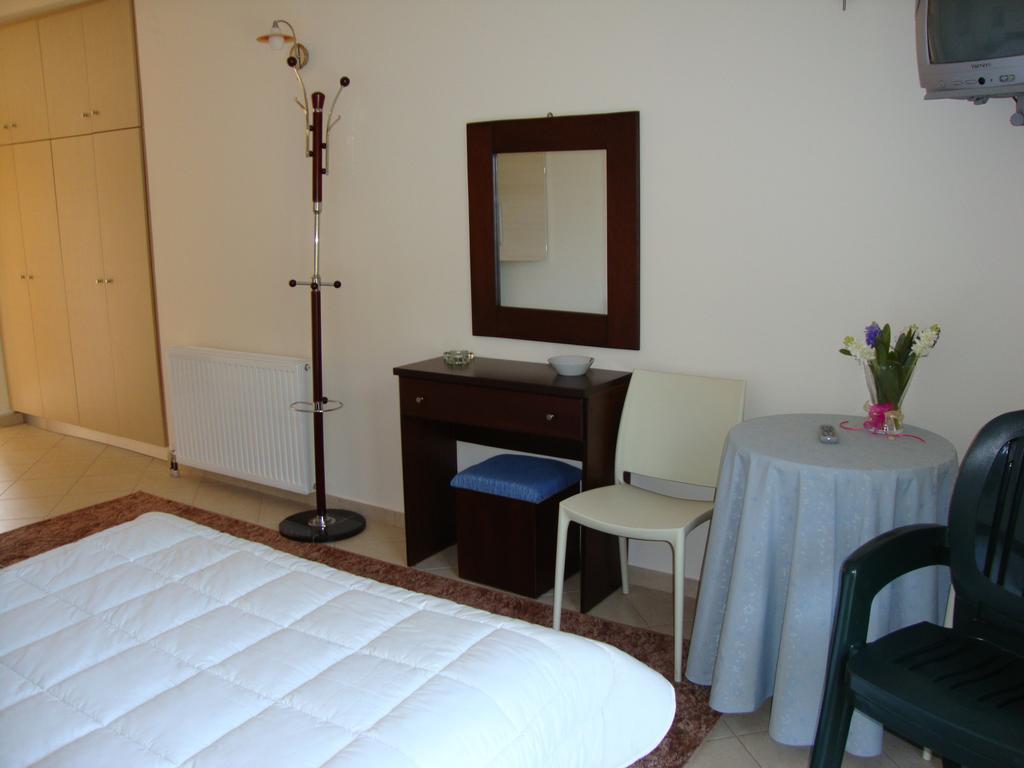 Bistola Guesthouse Vlakhokerasea Экстерьер фото