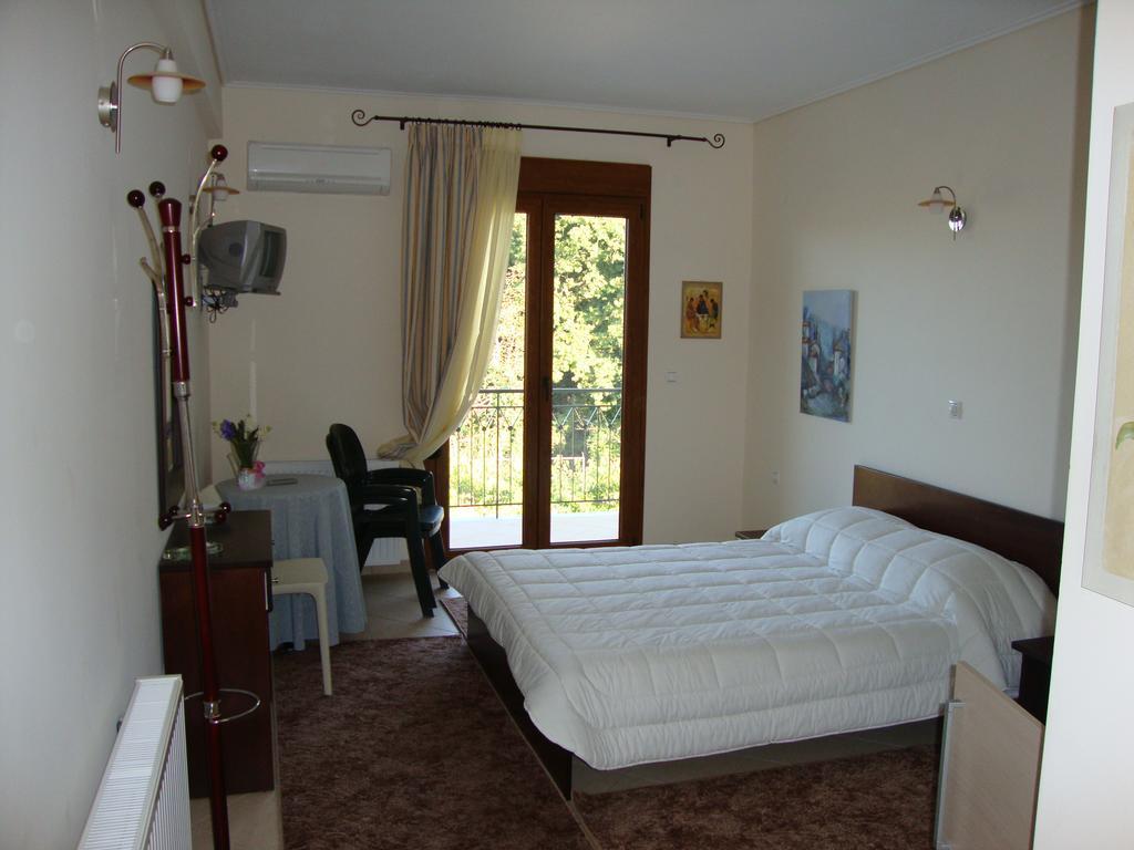 Bistola Guesthouse Vlakhokerasea Экстерьер фото