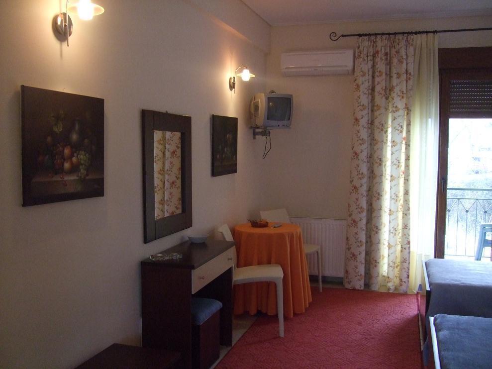 Bistola Guesthouse Vlakhokerasea Экстерьер фото